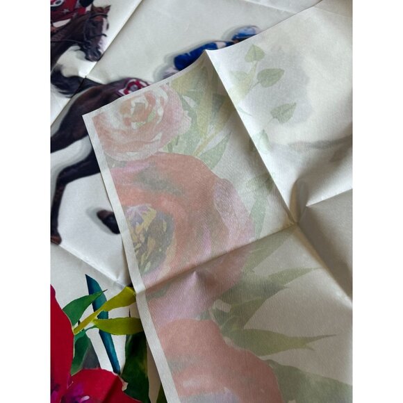 "Run For The Roses" Horse Racing Banner Flag 43" x 69" Large - Picture 6 of 8